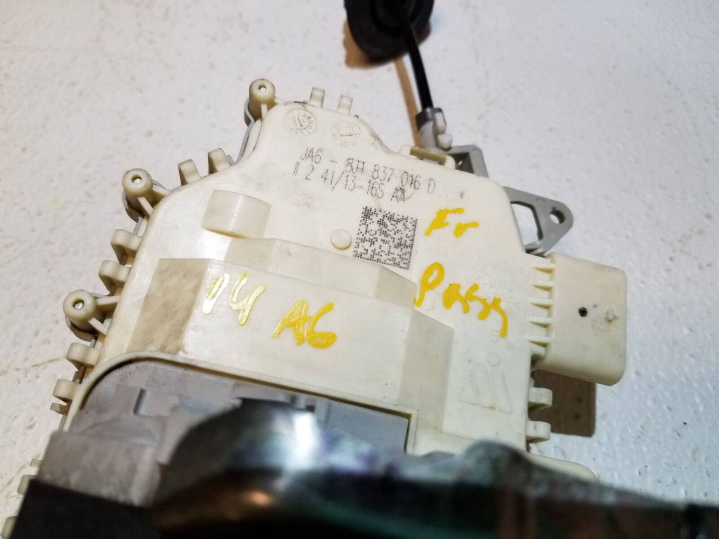 12 13 14 15 Audi A6 Front Right Passenger Side Door Lock Latch Actuator OEM