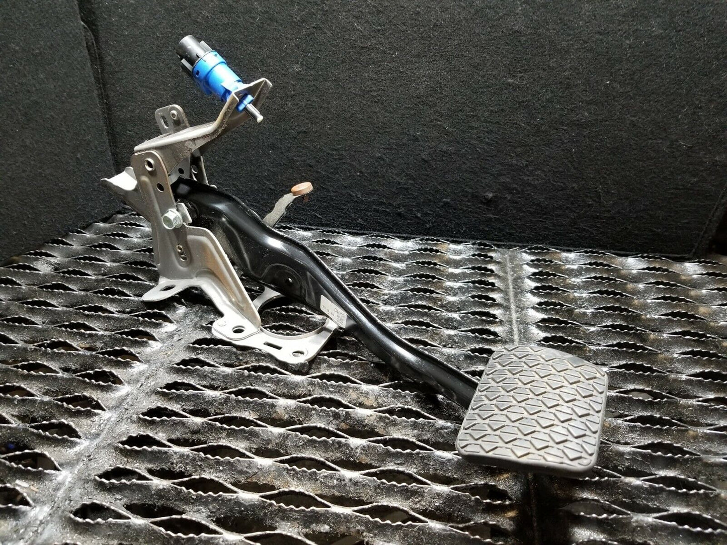 2014 2015 2016 Mazda 3 Brake Pedal W/ Switch OEM  16k