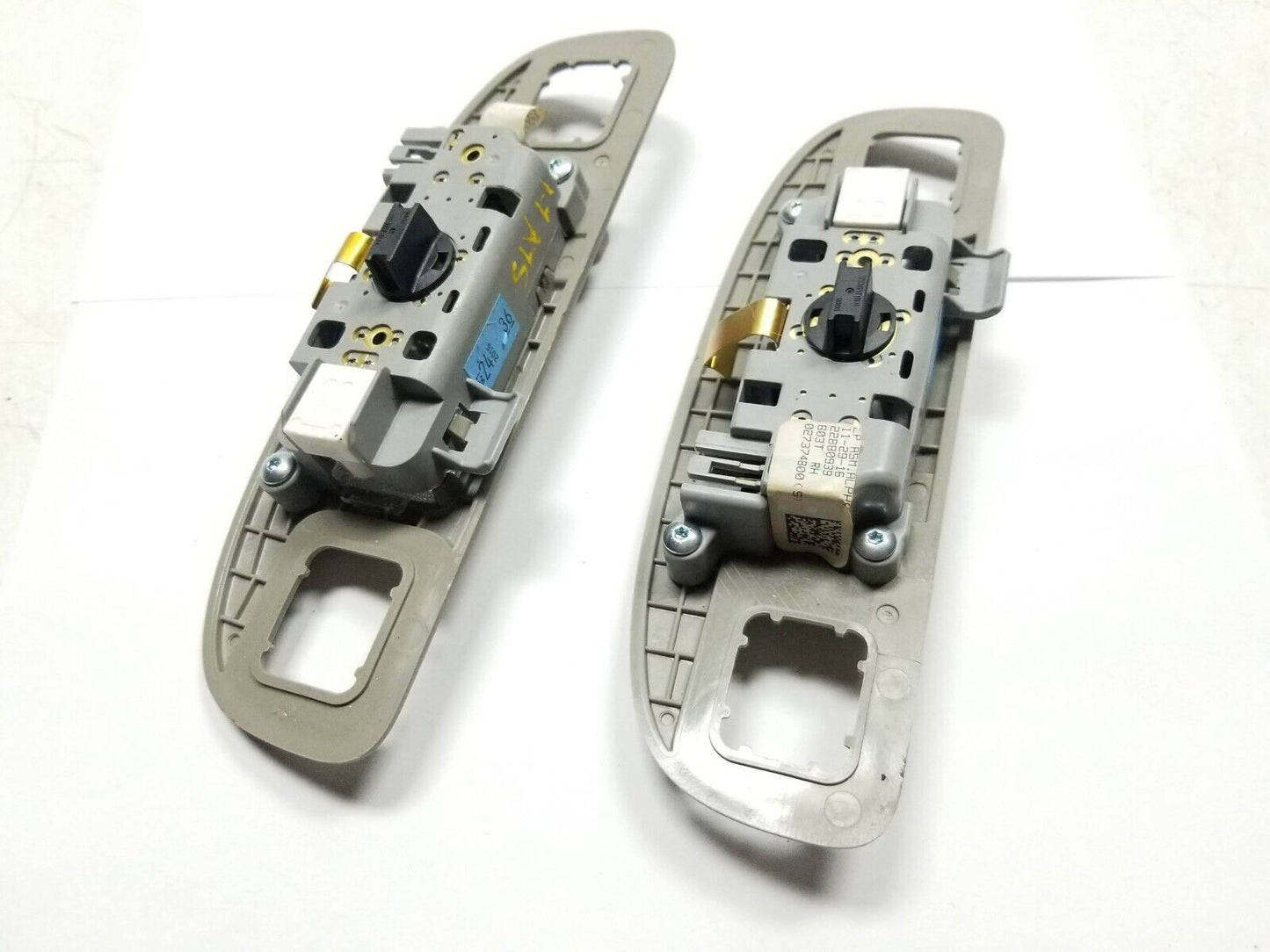 2013 - 2018 Cadillac Ats Rear Grab Handle Base Lh & Rh 2pcs OEM