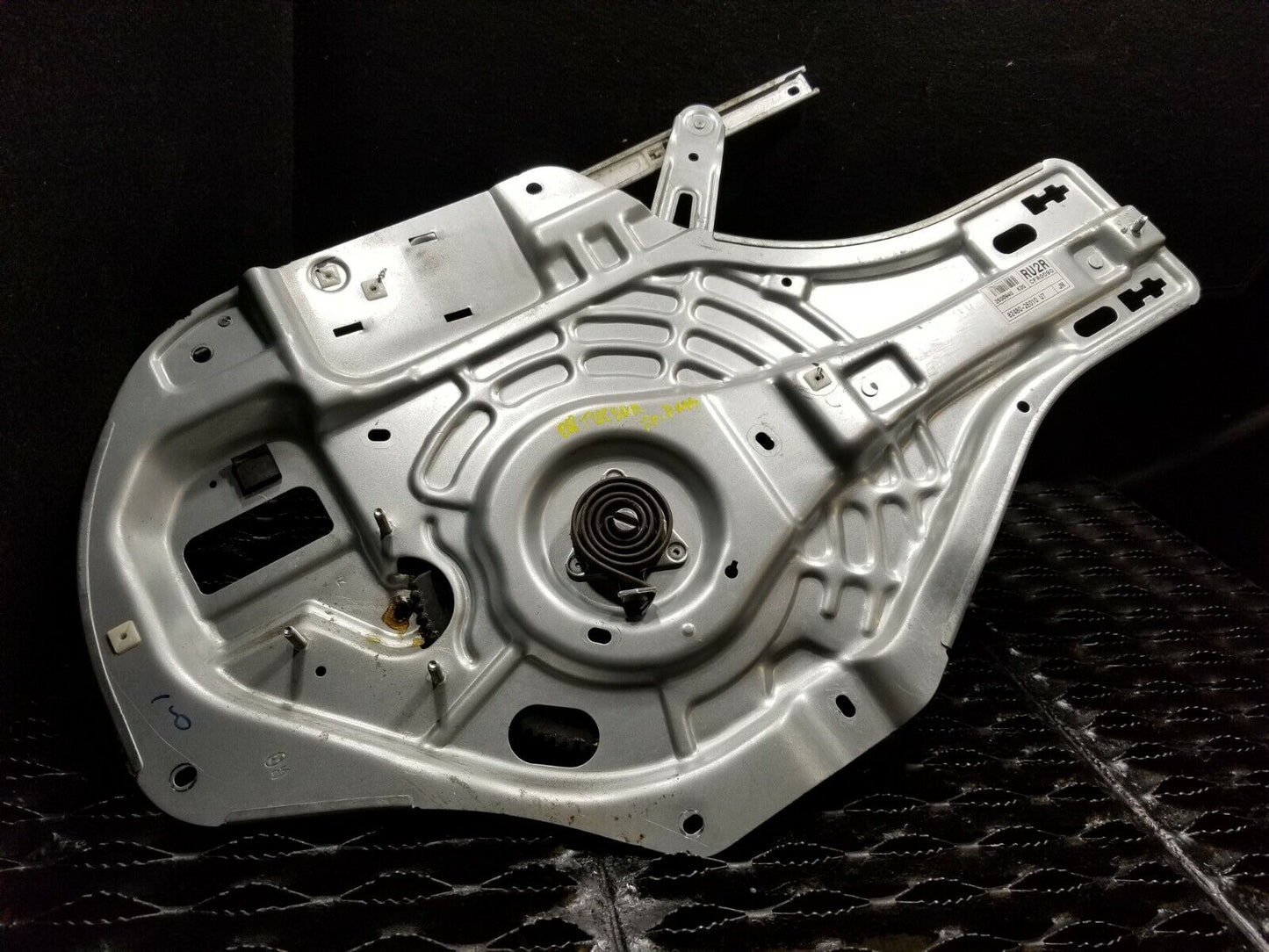 07 08 09 Hyundai Tucson Front Right Passenger Door Window Regulator OEM 89k