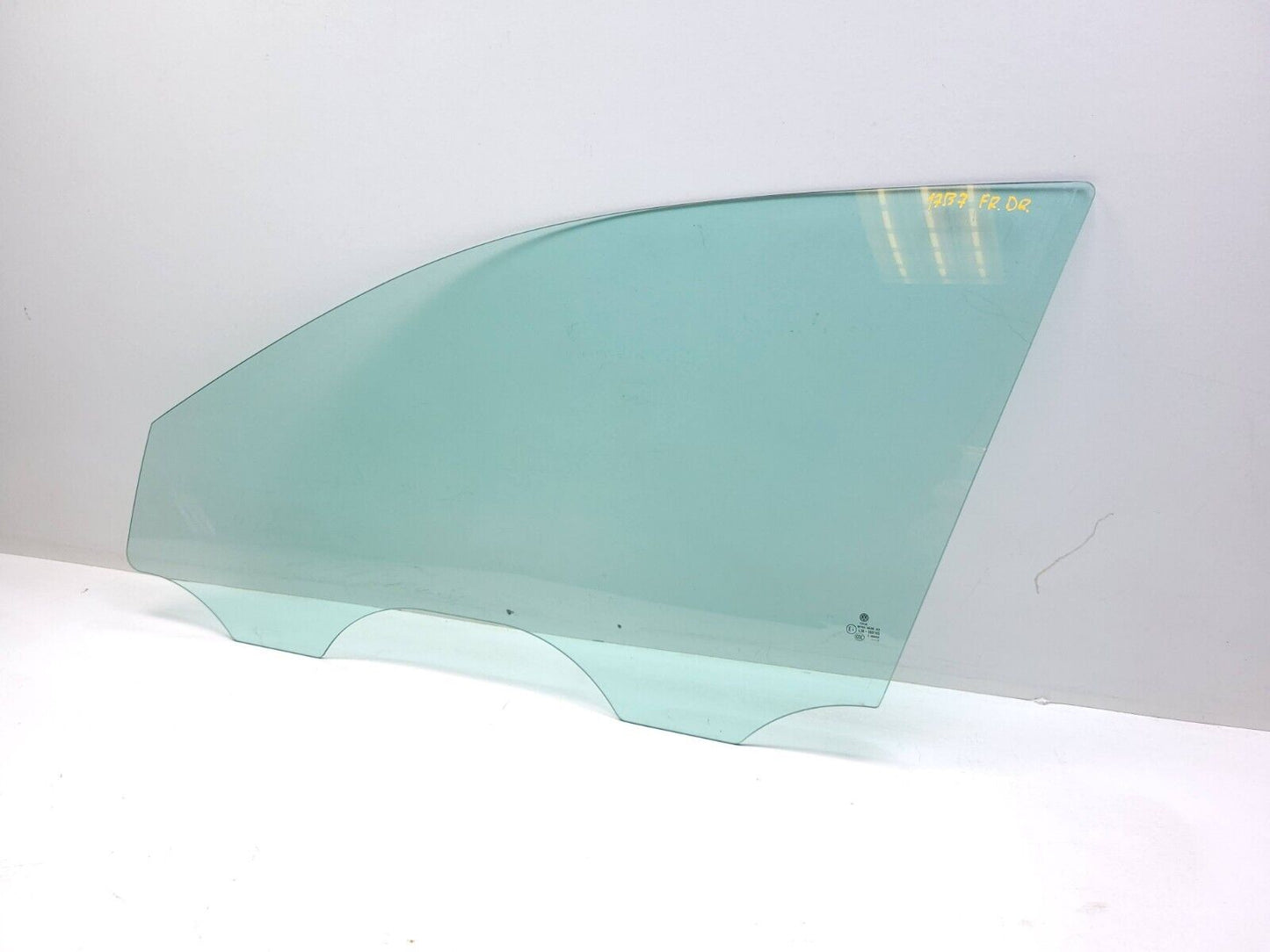 12-19 Volkswagen Passat Front Door Window Glass Driver Side Left OEM