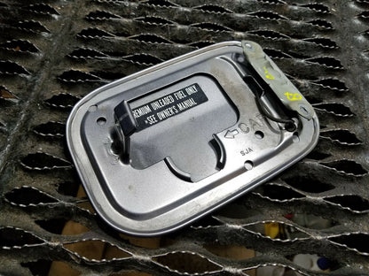 06 07 08 Acura Rl Fuel Tank Door Lid OEM Paint Code : Nh686m