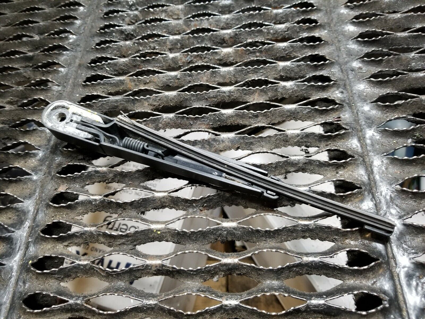 12 13 14 15 16 Hyundai Veloster Rear Wiper Arm OEM