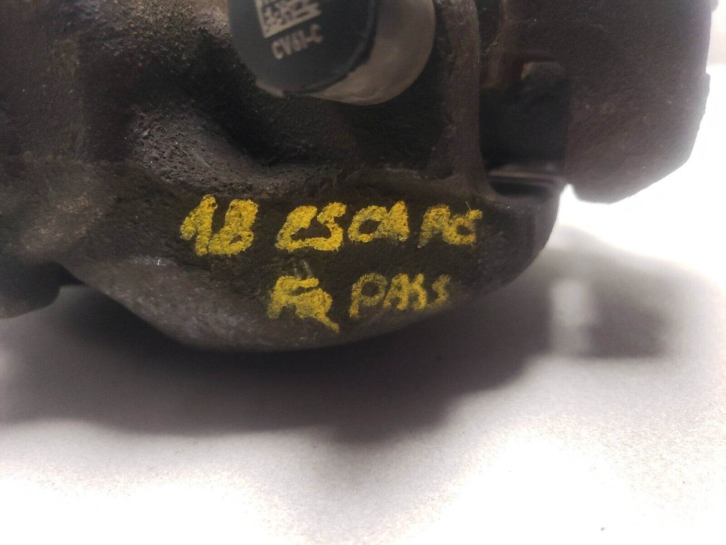 17 18 19 Ford Escape Front Brake Caliper Right Passenger Side OEM