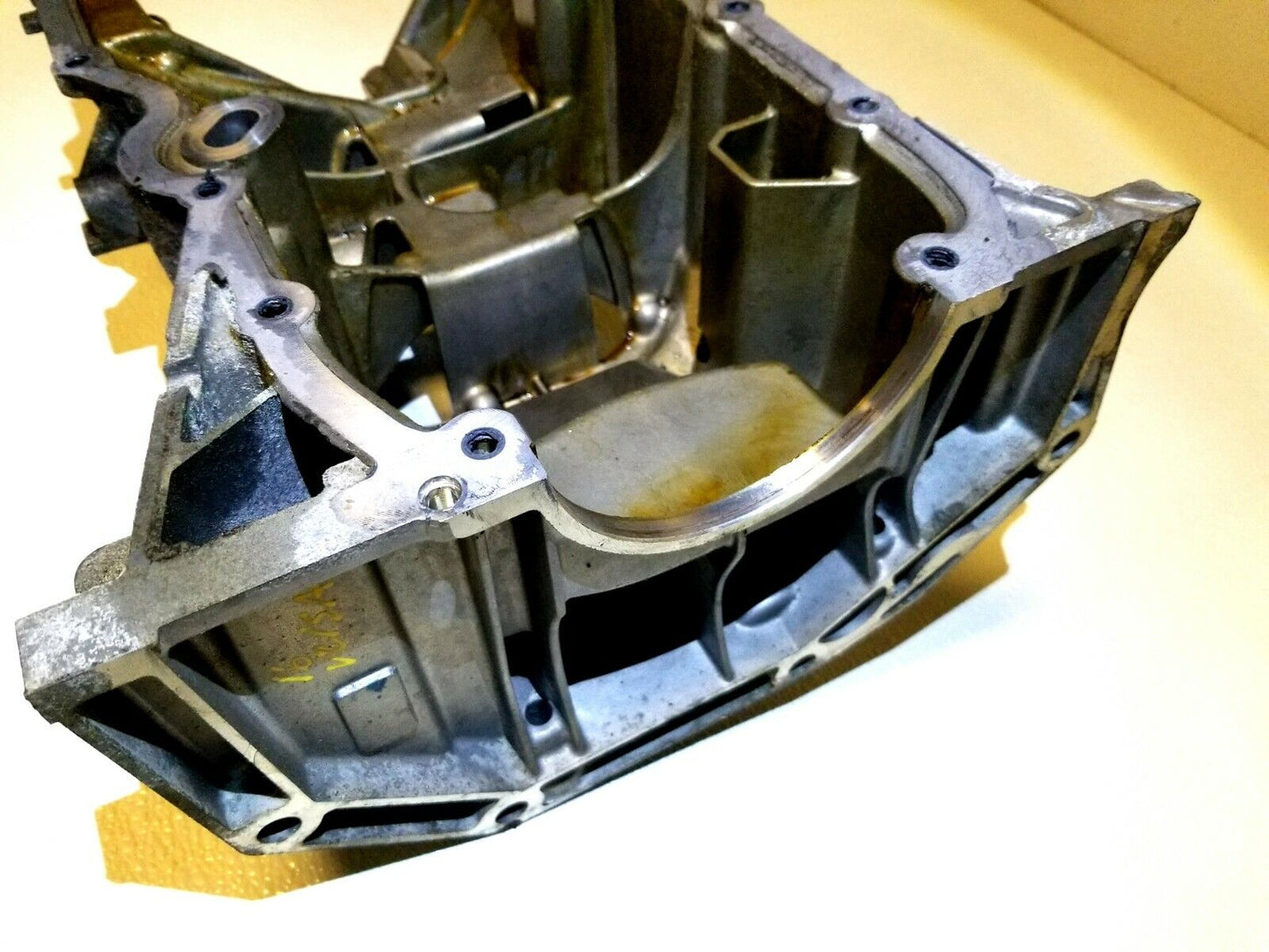 15 16 17 Nissan Versa 1.6l Engine Oil Pan Upper OEM