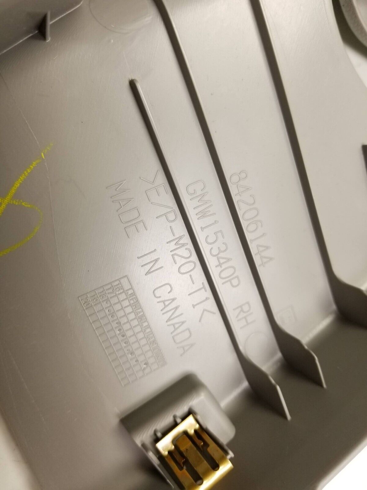 18 - 21 Chevrolet Equinox B Pillar Upper Trim Cover Panelpass Side Right OEM