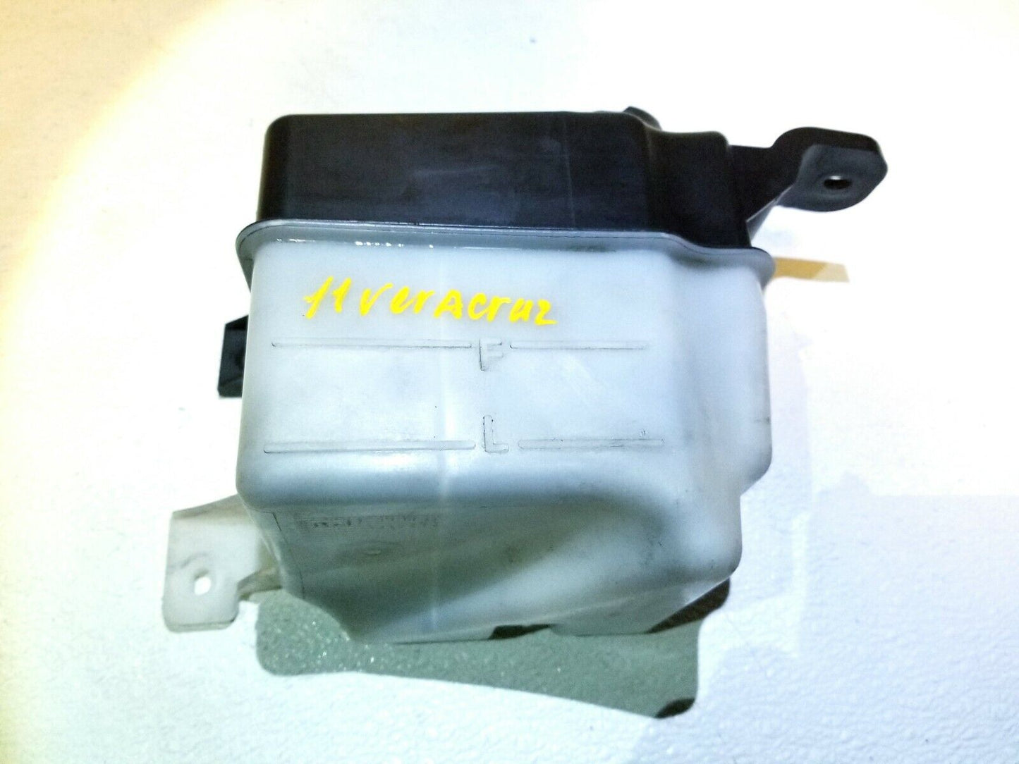 07 08 09 10 11 12 Hyundai Veracruz Engine Coolant Reservoir OEM