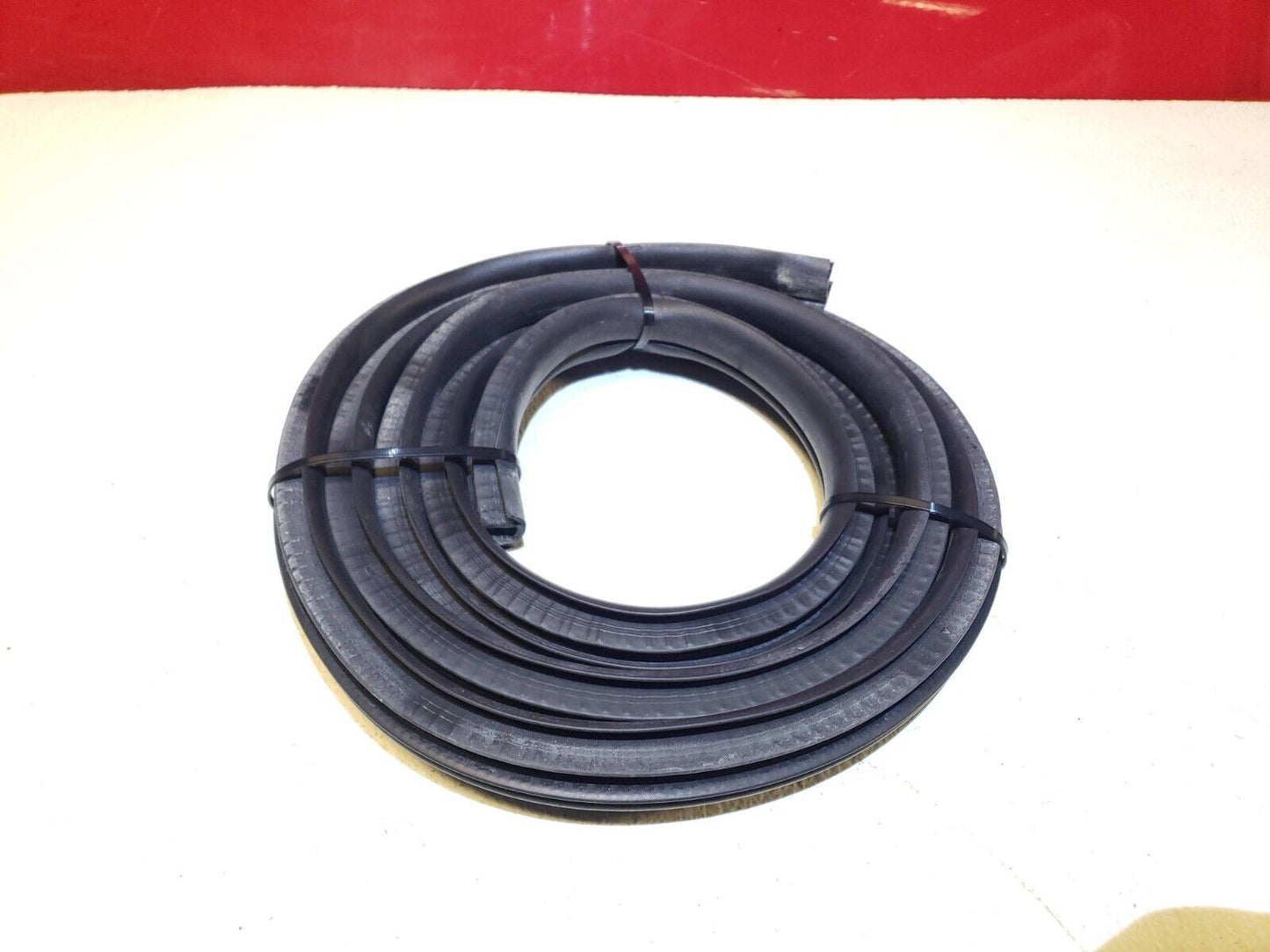2007 - 2013 Suzuki Sx4 Rear Door Weatherstrip Seal Right Passenger Side OEM