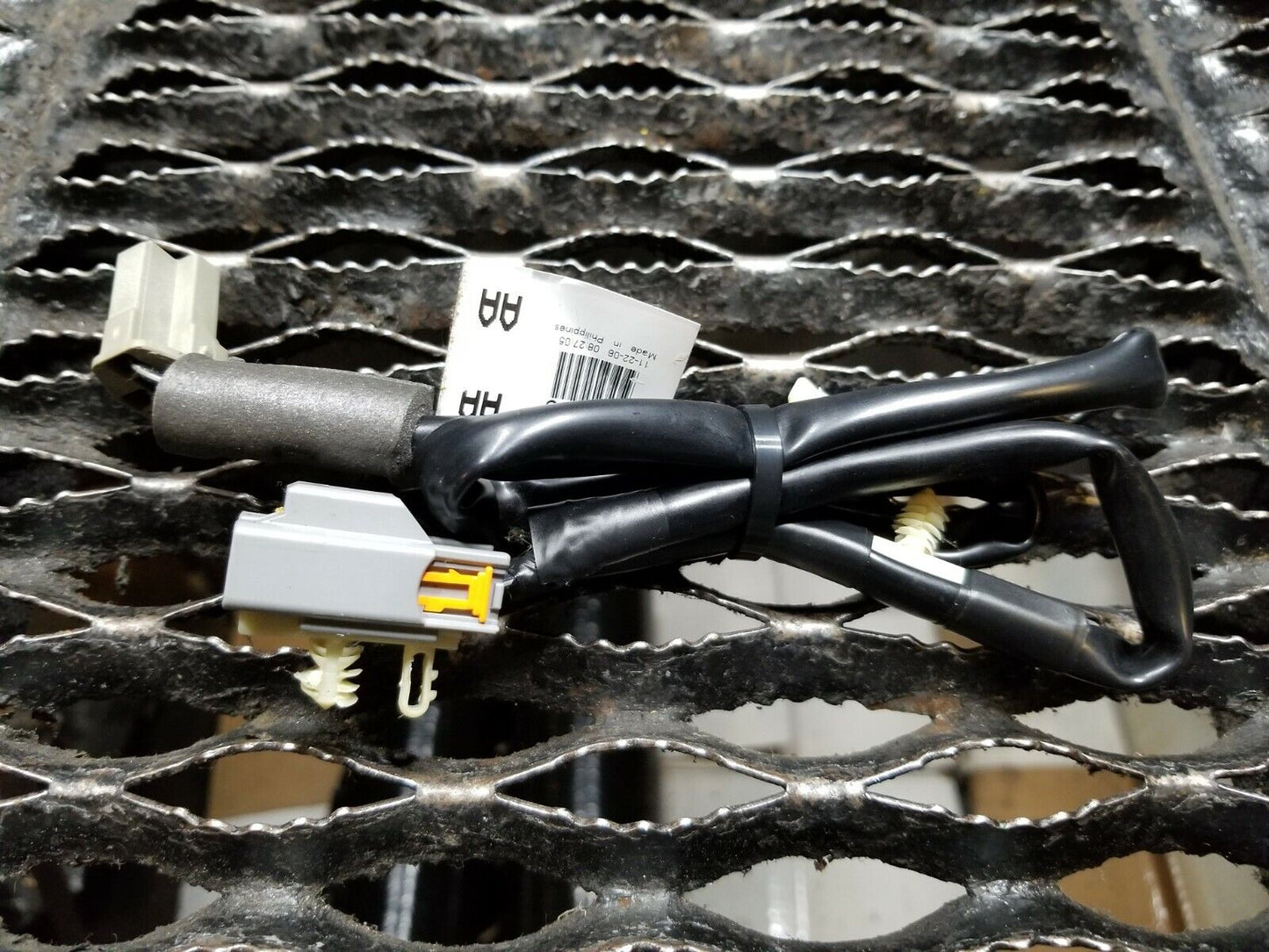 2008-2012 Ford Escape Wire Harness Connector Plug  OEM
