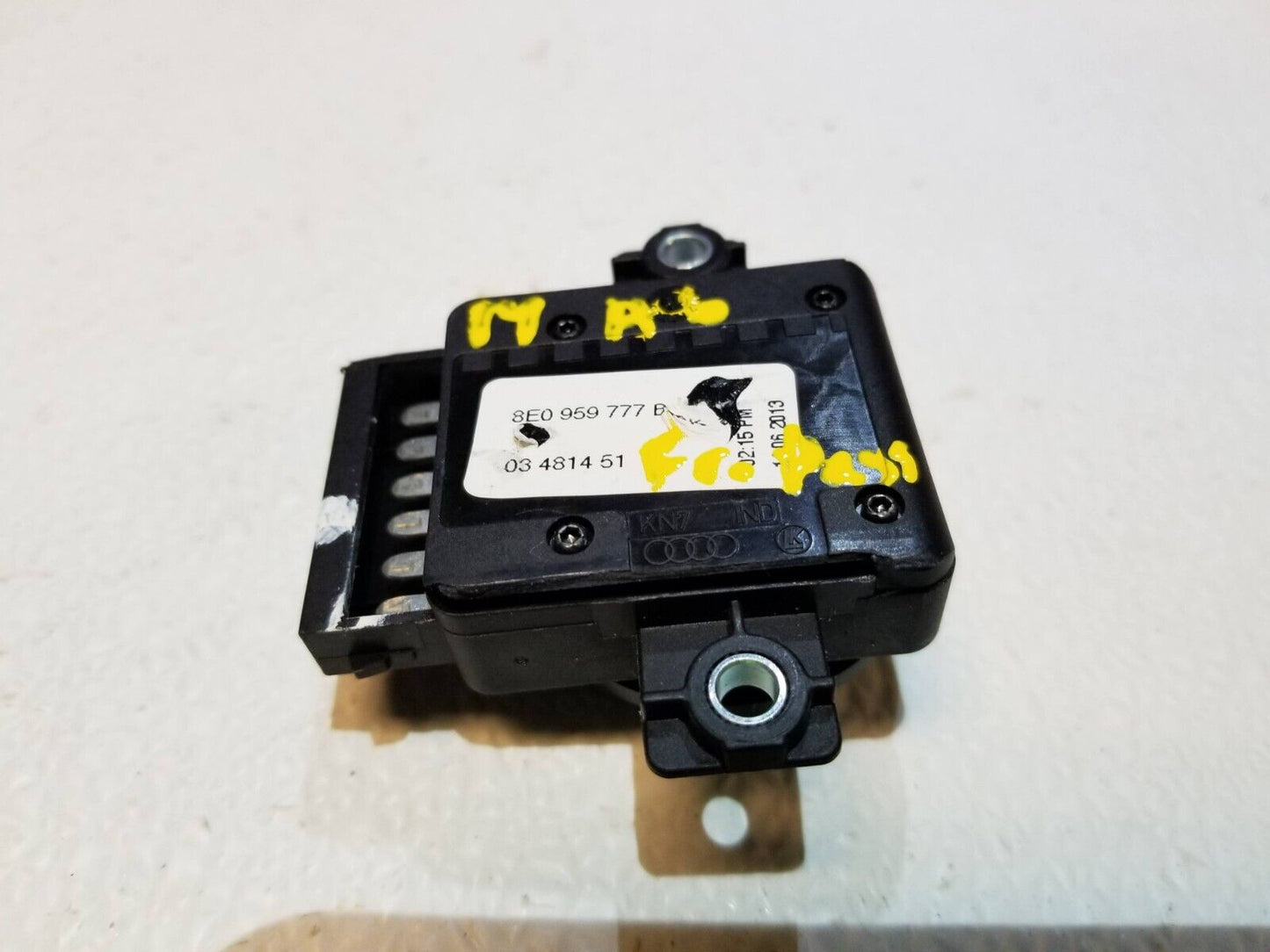 12 13 14 15 Audi A6 Front Right Passenger Seat Lumbar Control Switch OEM