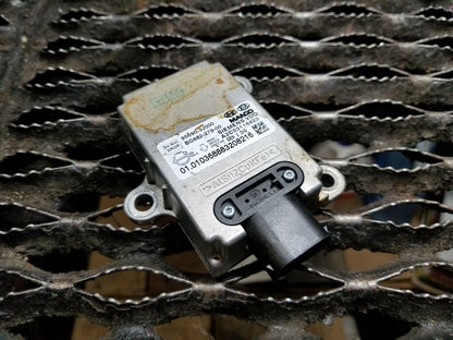 10 11 12 Hyundai Genesis Coupe Yaw Rate Sensor OEM