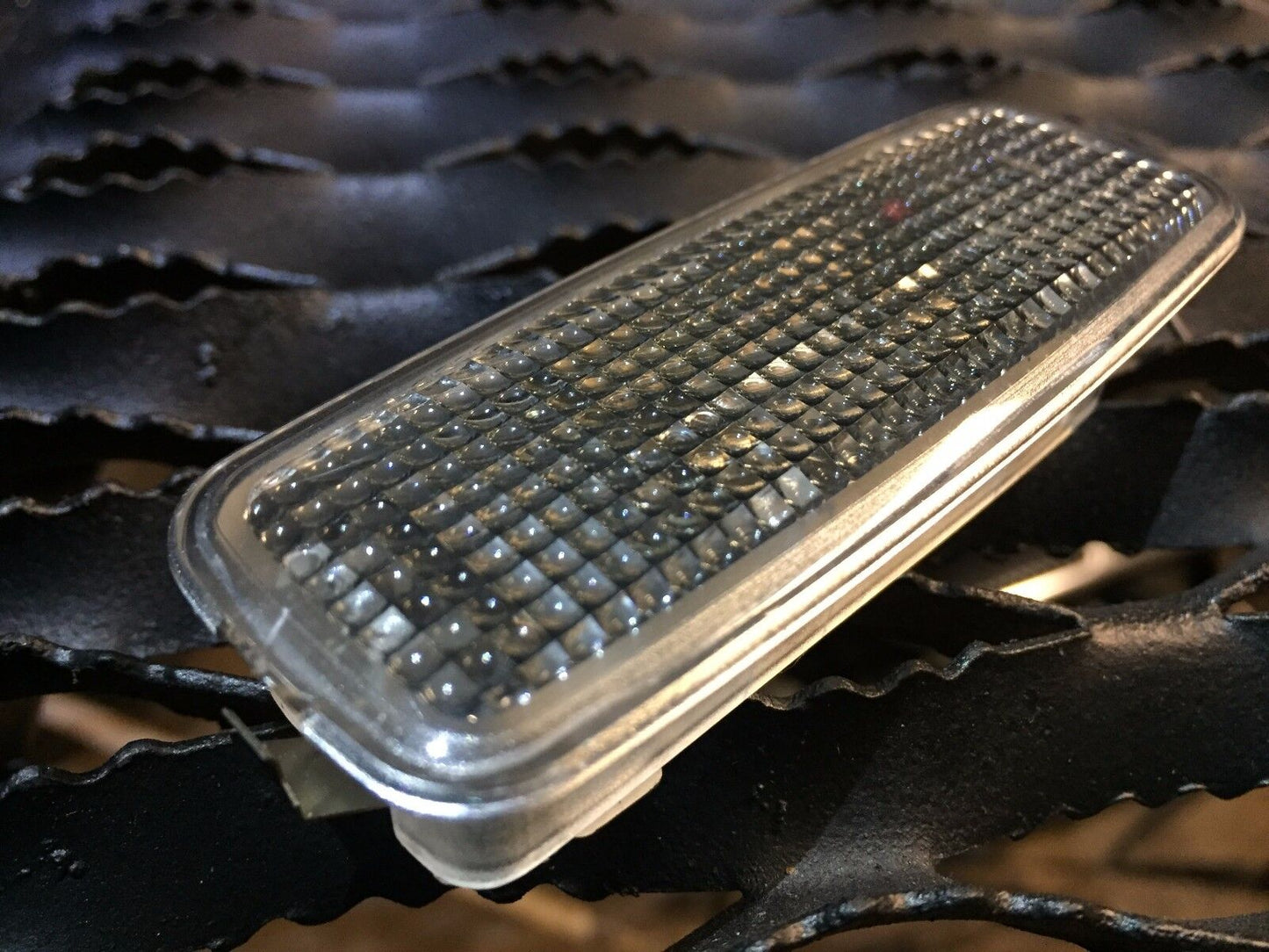 05 06 07 08 Audi A6 C6 Interior Light 2pcs 4d0947105a OEM