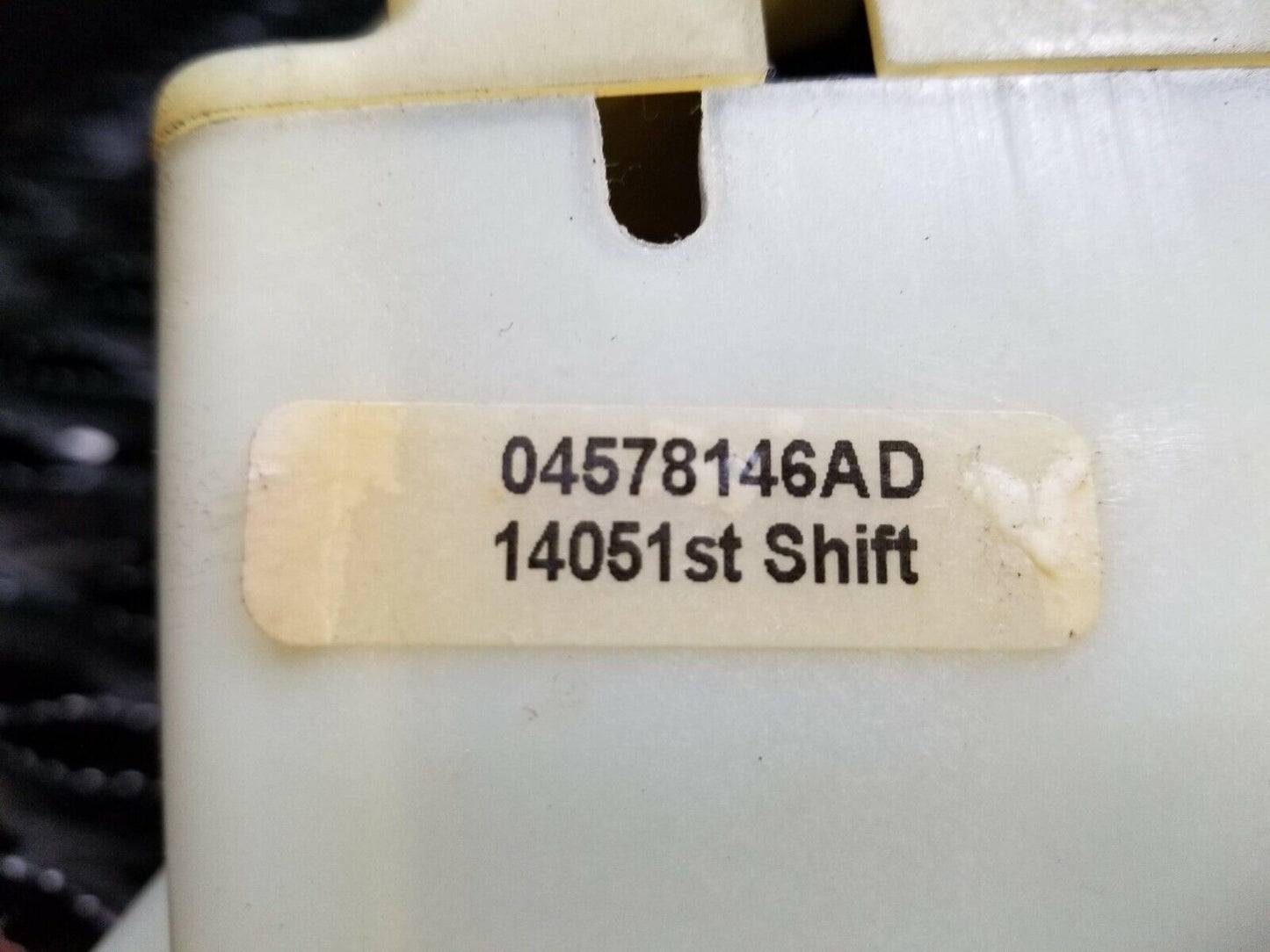 04 05 06 Chrysler Sebring Convertible Gear Selector Shifter Knob OEM