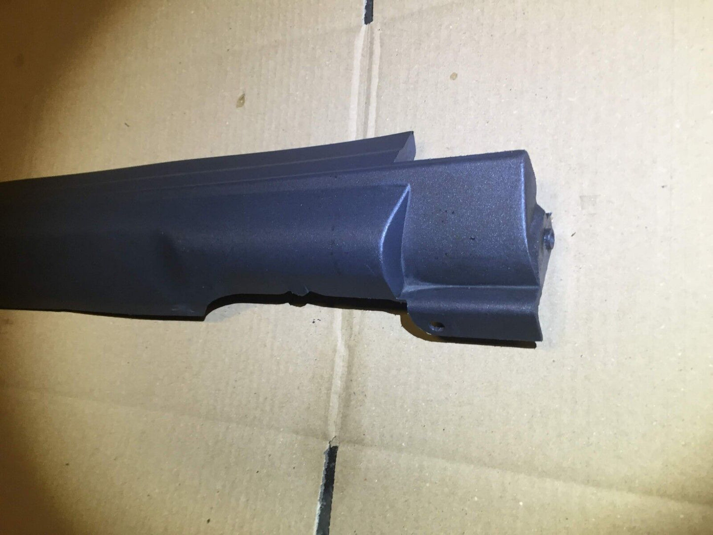 04 05 06 Acura MDX Rocker Panel Skirt Molding Right Passenger Side OEM