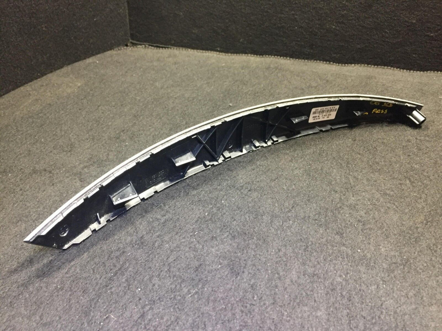 04 05 06 BMW X3 E83 Front Right Passenger Door Strip Handle Upper Trim OEM D34