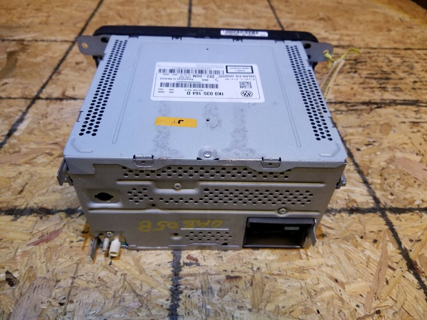 11 12 13 2013 Volkswagen Jetta Audio AM FM Radio Cd Player Receiver OEM #140