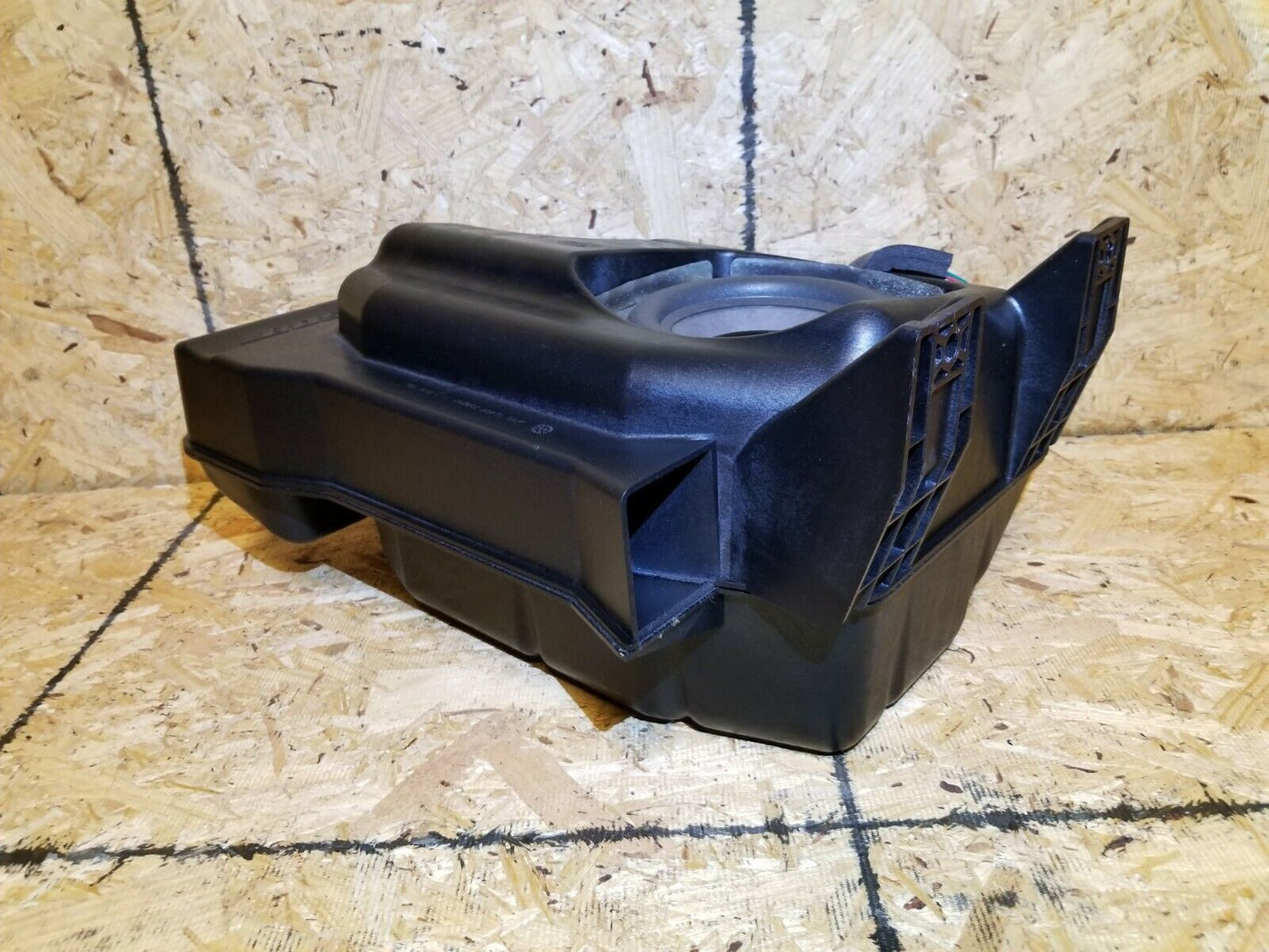 07 08 09 Cadillac SRX  Rear Audio Speaker Sub Woofer Bose OEM