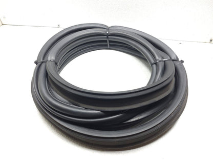 14 15 16 17 18 Jeep Cherokee Trunk Tailgate Hatch Weatherstrip Seal OEM
