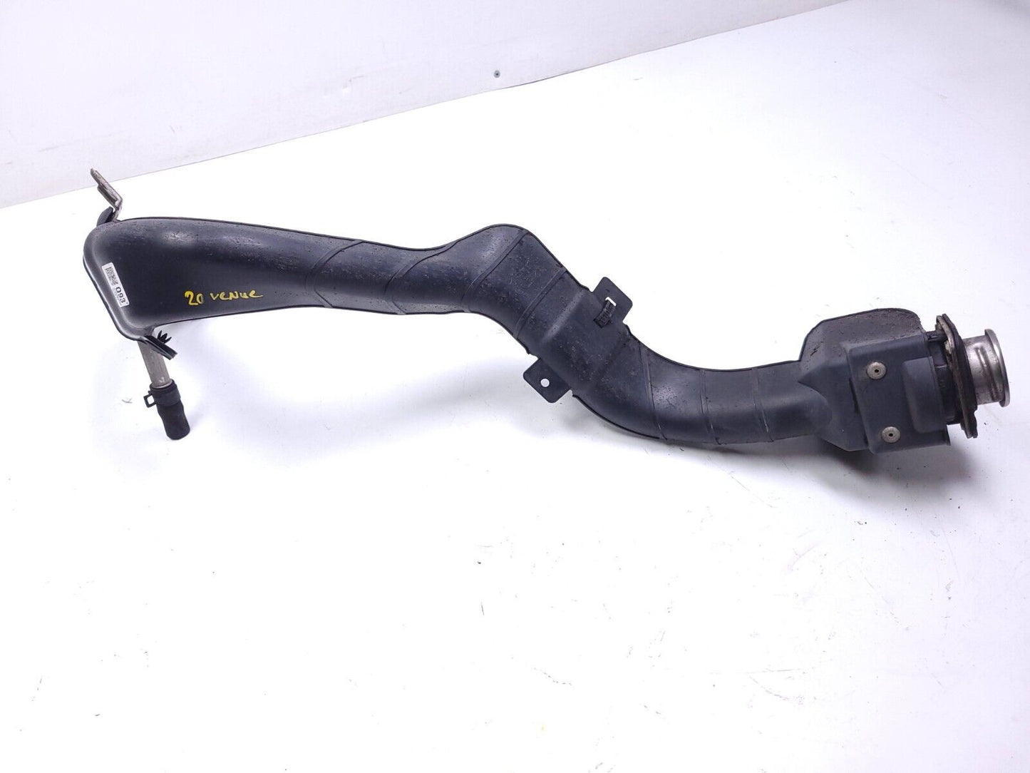 20 21 22 Hyundai Venue Fuel Tank Filler Neck Hose Pipe OEM