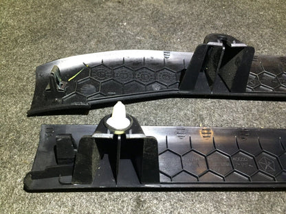 15 16 17 Chrysler 200 Interior Trim Molding Left & Right Pair OEM