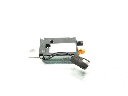 14 15 16 Buick Lacrosse Radio Antenna Control Module 22877980 OEM 60k