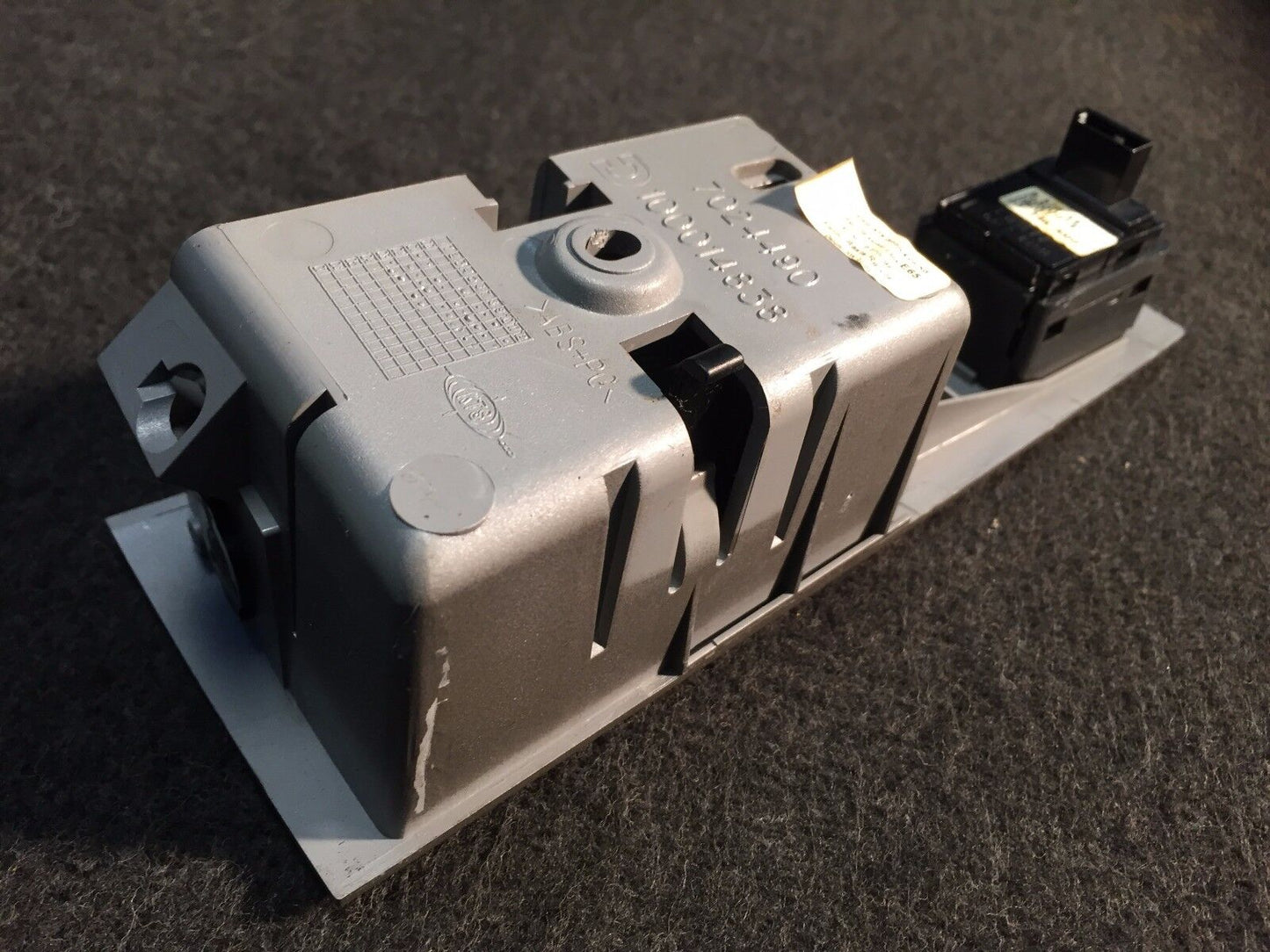 02 03 04 05 BMW 745i E65 Rear Right Pass Door Power Window Switch OEM