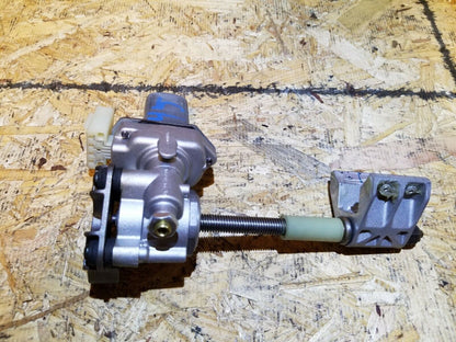 17 18 19 20 Cadillac Xt5 Steering Column Telescope Tilt  Motor OEM