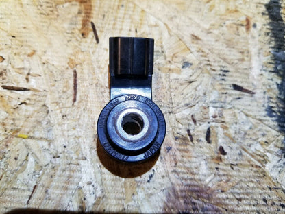 04 05 06 Scion Xa Oil Pressure Knock Relay Sensor 3pcs OEM