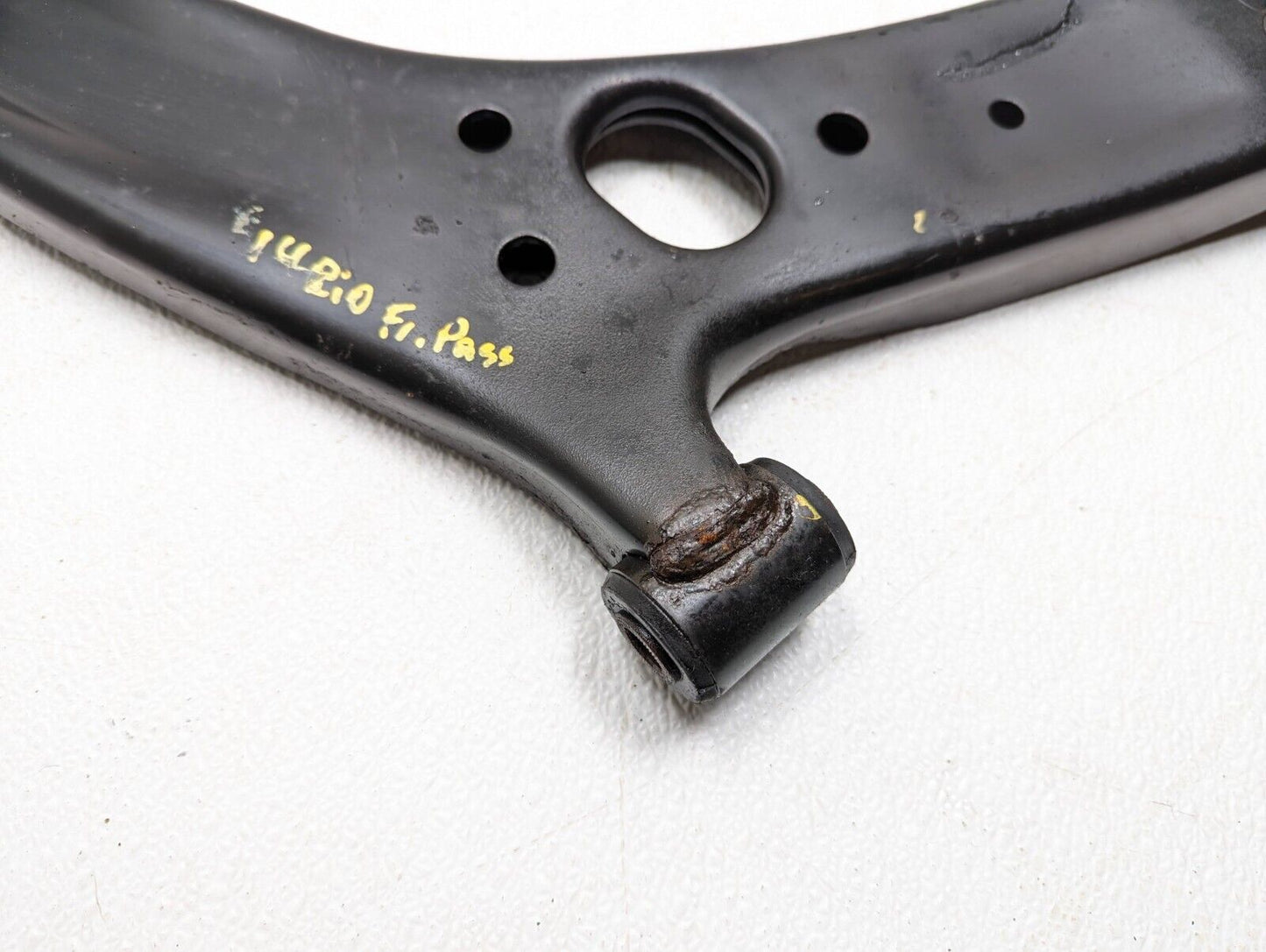 12 13 14 15 Kia Rio Front Lower Control Arm Passenger Right Side OEM