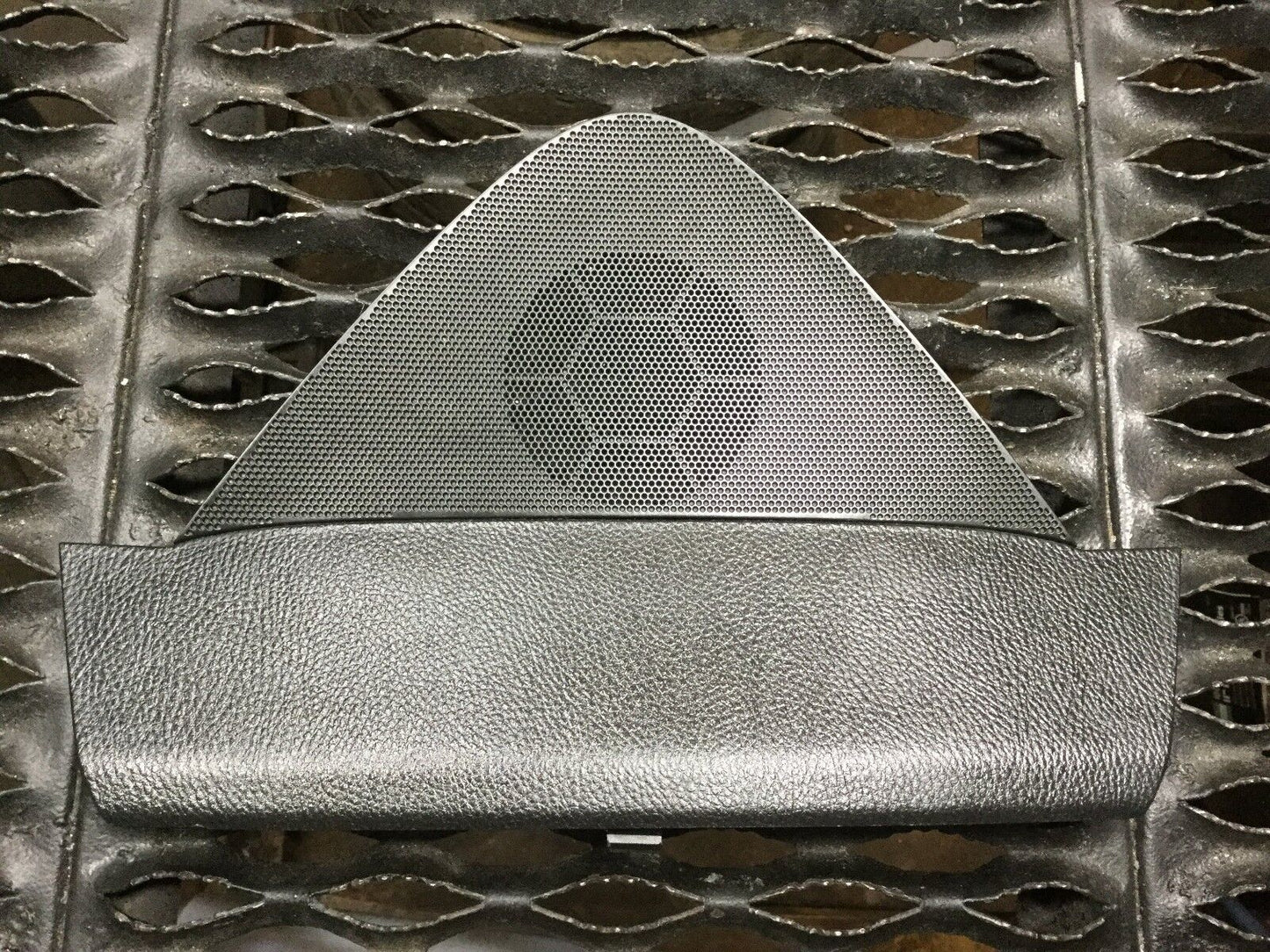 07 08 09 10 11 12 Acura RDX Instrument Dash Speaker Cover OEM