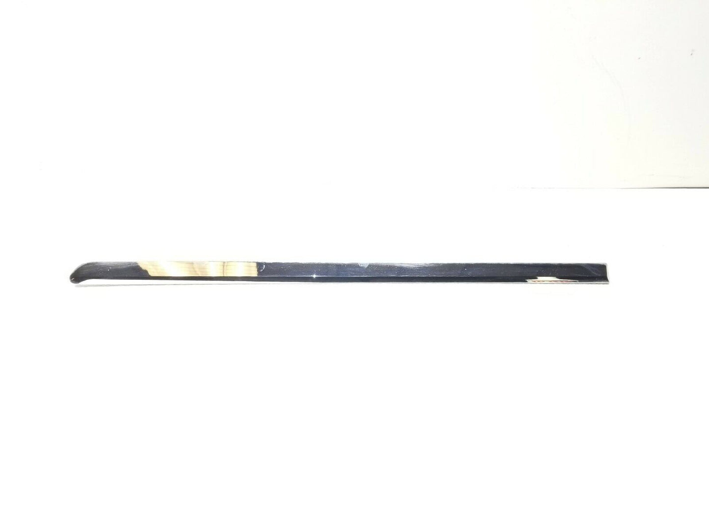 14 15 16 Buick Lacrosse Front Left Driver  Door Chrome Belt Molding OEM