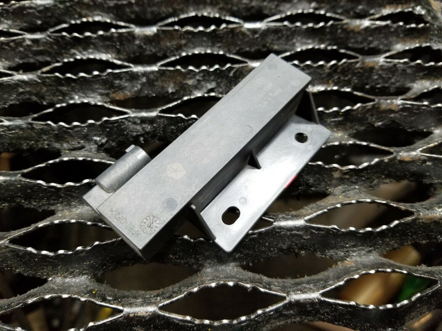 12 13 14 15 16 Dodge Journey Keyless Entry Receiver Antenna Module OEM 54k