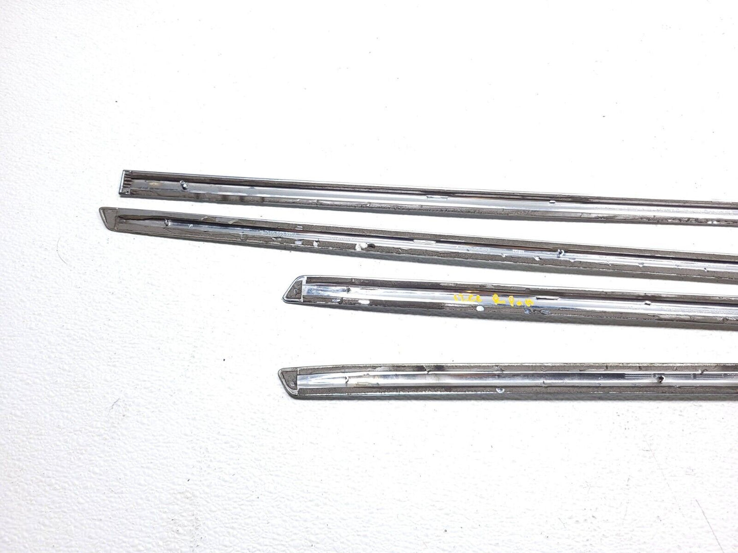 09 10 11 12 Volkswagen Cc Side Lower Door Cover Chrome Molding Set-4pcs OEM