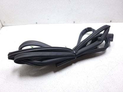 18 19 20 21 22 Honda Odyssey Door Weatherstrip Seal Front Right Pass Side OEM