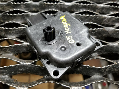 05 06 07 Dodge Magnum HVAC AC Heater Blend Door Actuator Motor OEM