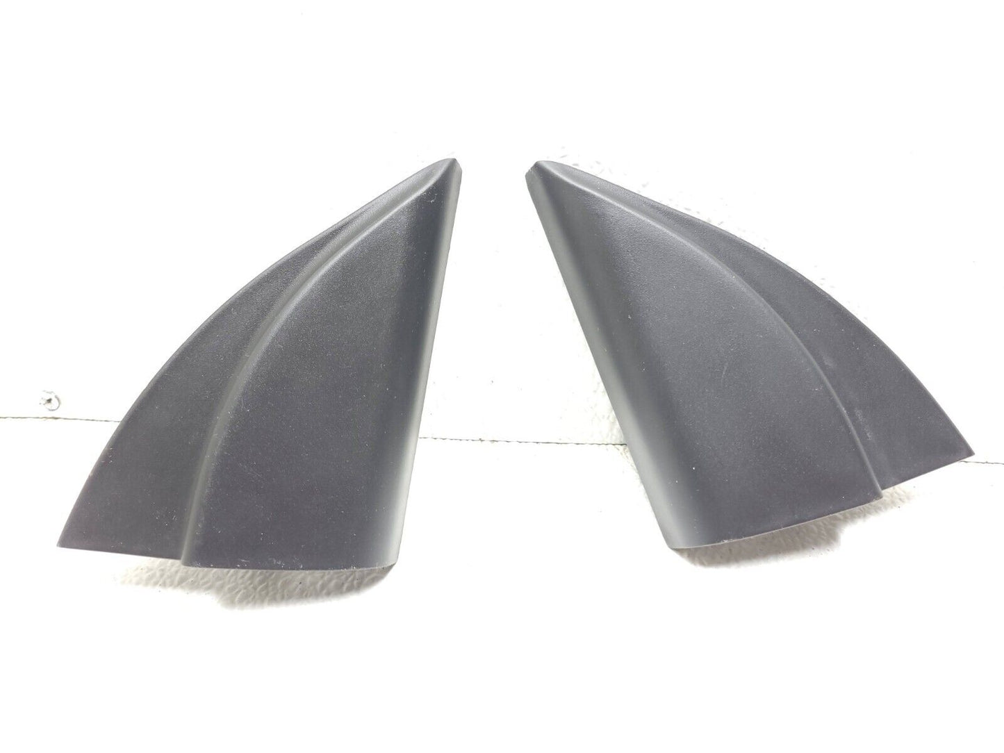 14 15 16 Hyundai Elantra Front Door Corner Molding Trim Left & Right OEM Sdn