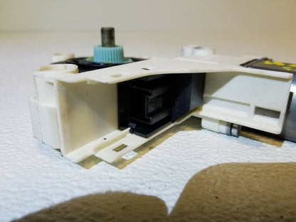 11 12 13 14 15  Audi Q7 Front Left Driver Side Door Window Motor OEM 87k Miles