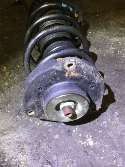 06 07 08 09 VW Golf Rabbit Front Pass Right Shock Strut W/ Coil Spring OEM D15