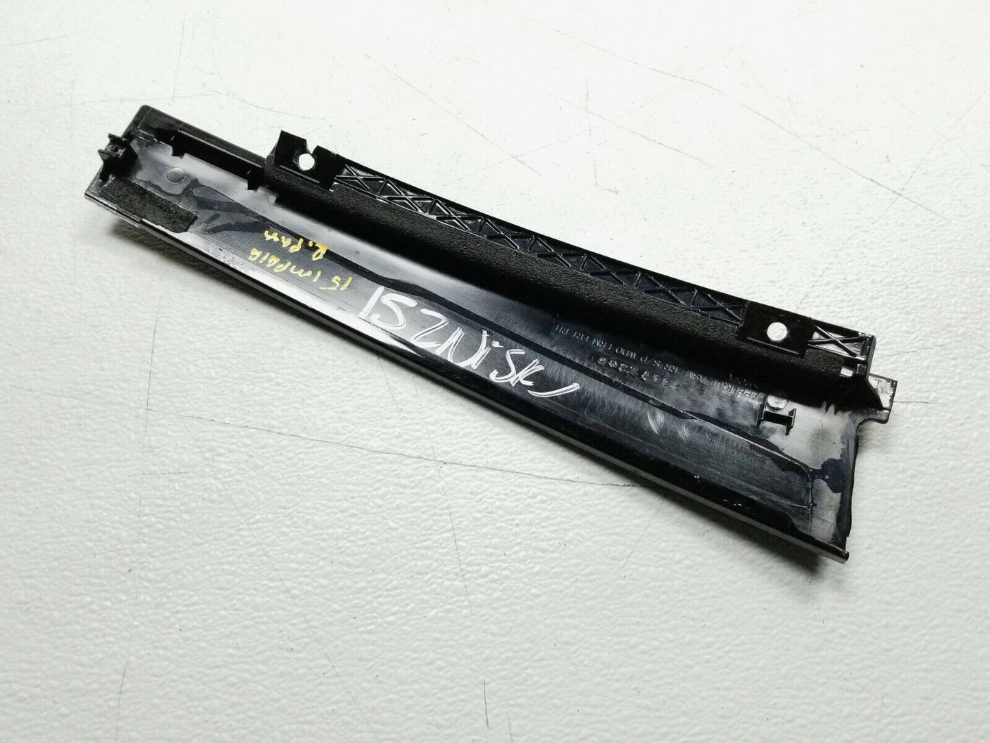 15 16 17 18 Chevy Impala Rear Right Pass Door Window B Pillar Molding Trim OEM
