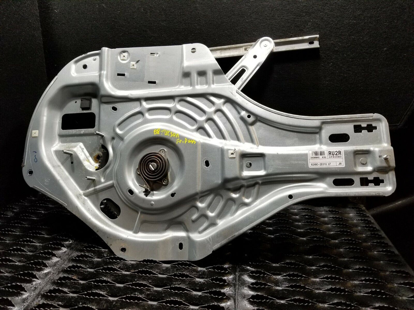 07 08 09 Hyundai Tucson Front Right Passenger Door Window Regulator OEM 89k