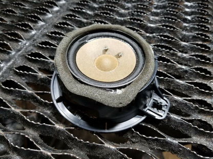 06 07 08 09 Cadillac STS Rear Left Package Tray Speaker Driver Side 25798962 OEM