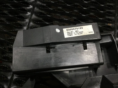 04 05 06 Porsche Cayenne 3.2l Main Fuse Relay Box OEM