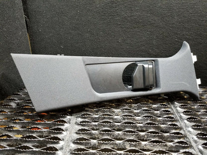 10 11 12 13 Mercedes-benz W212 E350 B Pillar Seat Belt Cover Trim Right OEM 39k