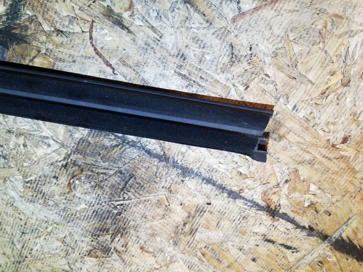 11 12 13 14 Dodge Avenger Front Right Pass Door Window Seal Belt Molding OEM