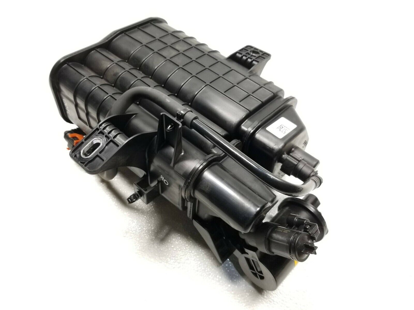21 22 Kia Stinger 3.3l Fuel Vapor Canister OEM 312 Miles
