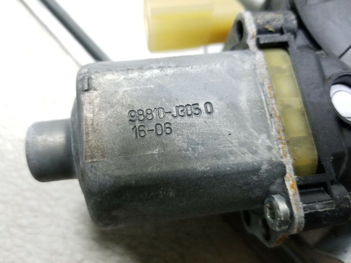 14 15 16 17 GMC Terrain Rear Right Pass Door Window Regulator Motor OEM 14k