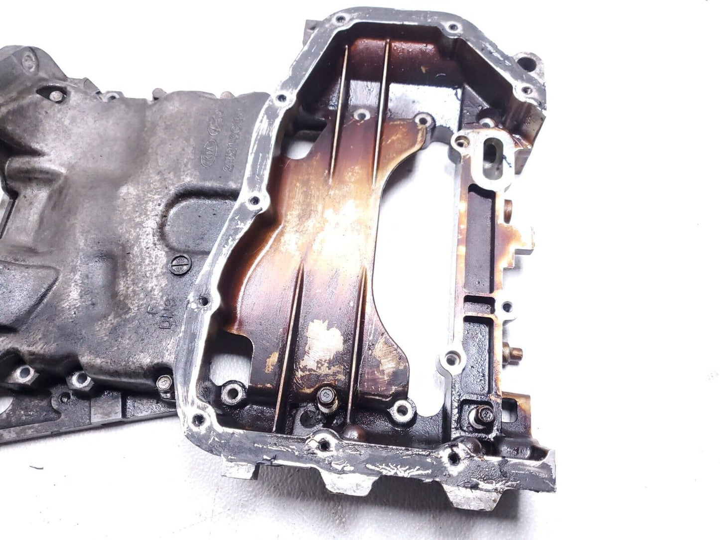 07 08 09 10 11 12 Hyundai Veracruz 3.8l Upper Oil Pan OEM