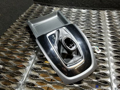16 17 18 19 Nissan Rogue Center Console Shifter Boot Trim OEM 36k