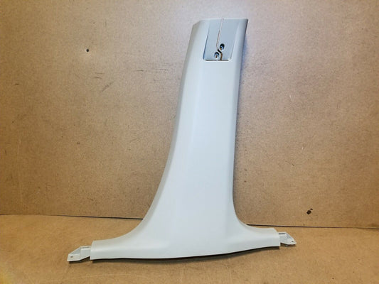05 06 07 Dodge Magnum Right Passenger Side B Pillar Lower Trim Cover OEM