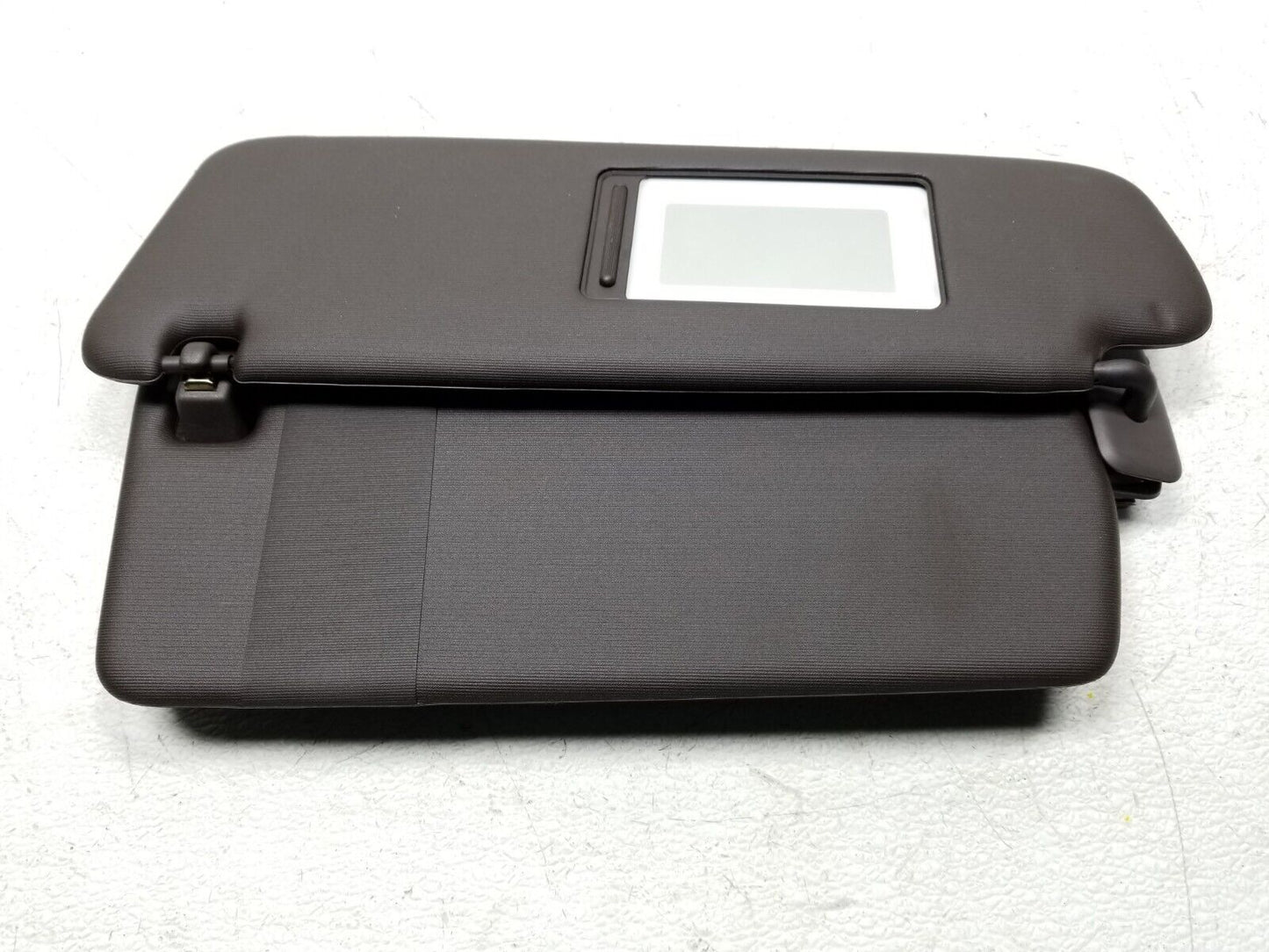 2011 2012 2013 2014 Porsche Cayenne Sun Visor Sunvisor  Left Driver Oem. Brown